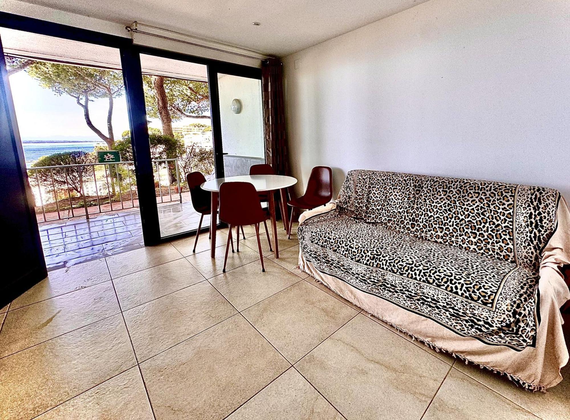 Apartamento Bernie Rosas Exterior foto